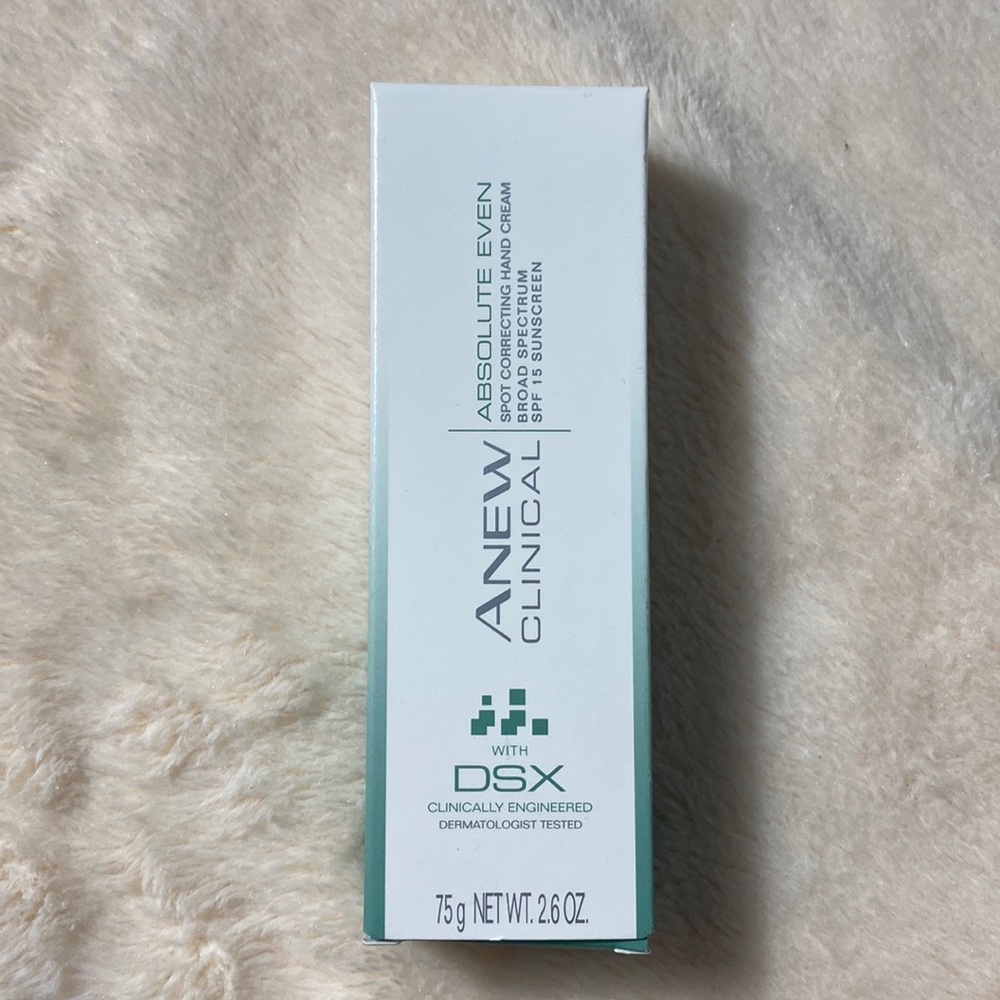 Avon DSX Clinically Engineered Absolute Even Spot Correcting Hans Cream SPF15